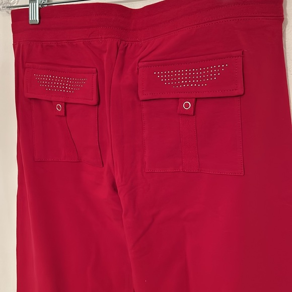 NWT BCBGMAXAZRIA Matching Sweatsuit - Picture 10 of 11